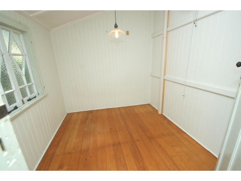 18 McIlwraith Street, Bundaberg South QLD 4670