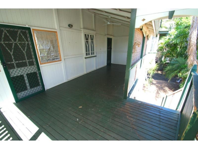 18 McIlwraith Street, Bundaberg South QLD 4670