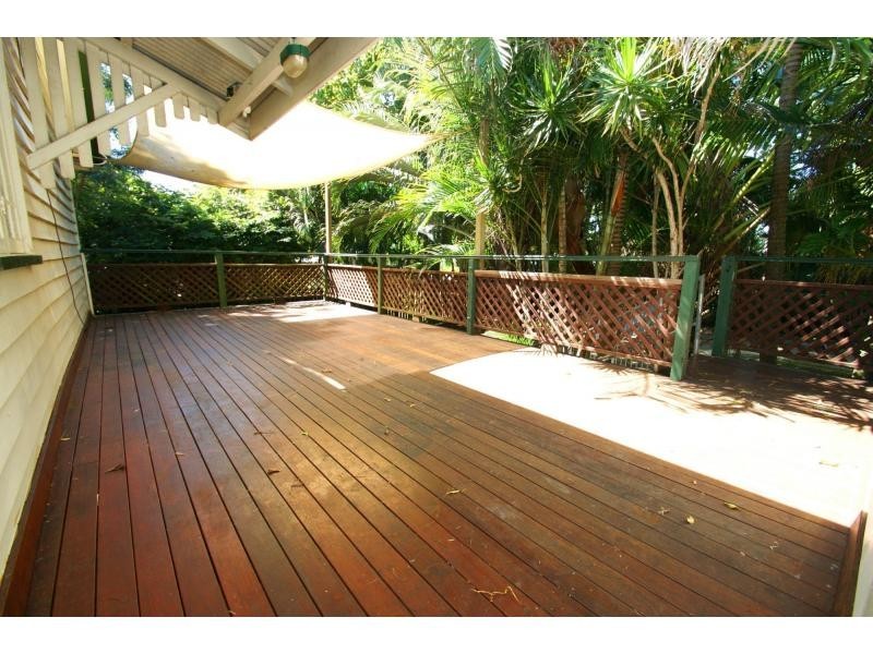 18 McIlwraith Street, Bundaberg South QLD 4670