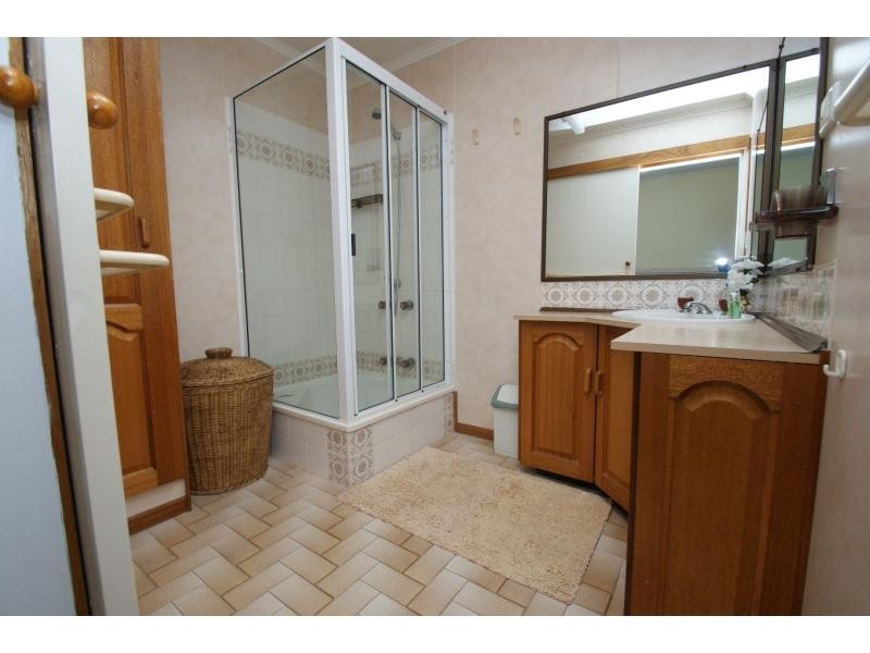 51 Stevenson Street, Kepnock QLD 4670