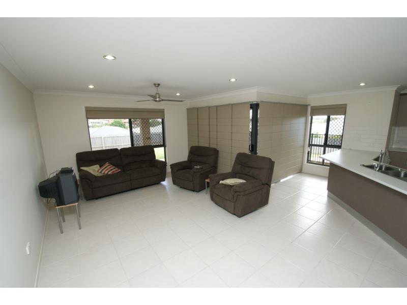 6 Brougham Court, Avoca QLD 4670