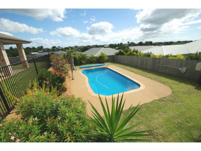 6 Brougham Court, Avoca QLD 4670