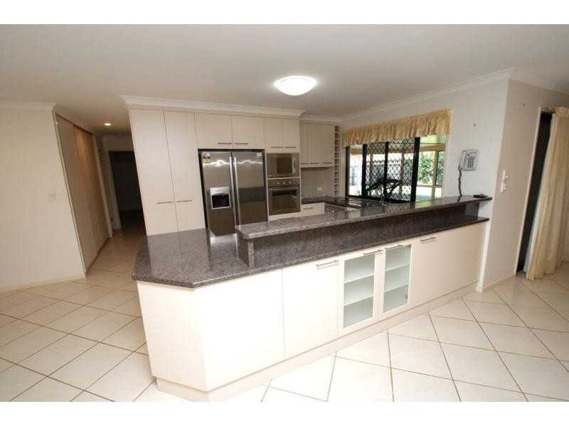 17 The Strand West, Thabeban QLD 4670
