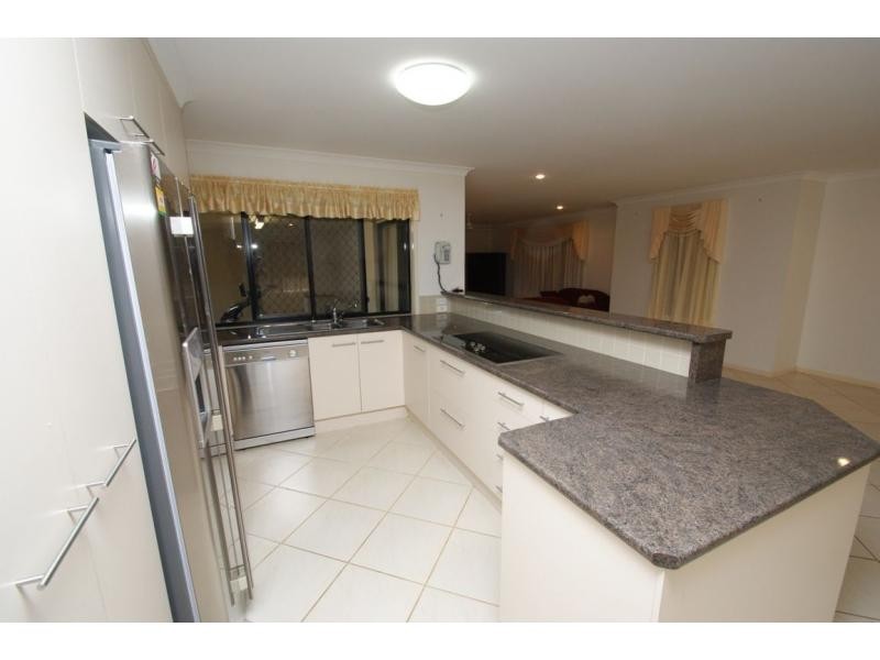 17 The Strand West, Thabeban QLD 4670