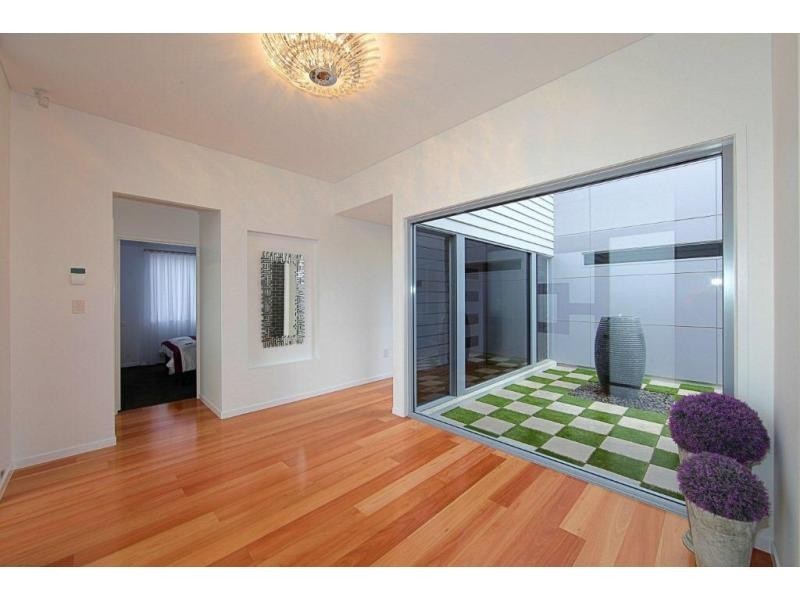 24 Longview Street, Ashfield QLD 4670