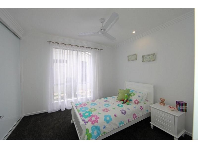 24 Longview Street, Ashfield QLD 4670