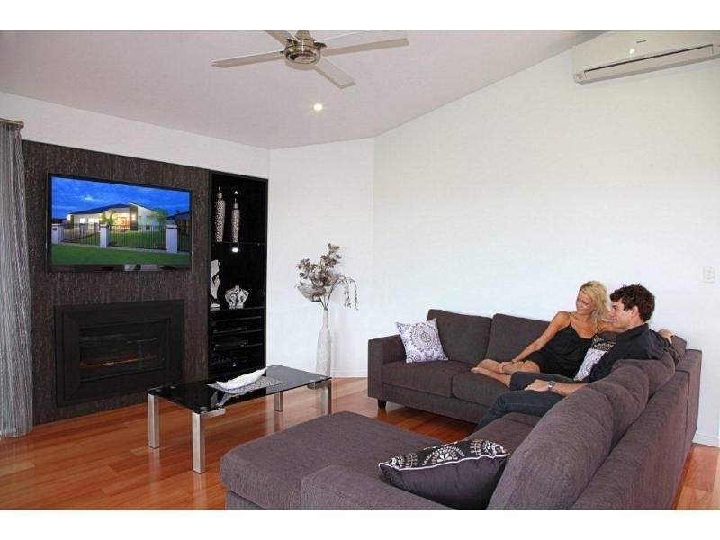 24 Longview Street, Ashfield QLD 4670