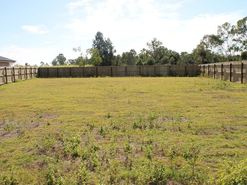 50 Neville Drive, Branyan QLD 4670