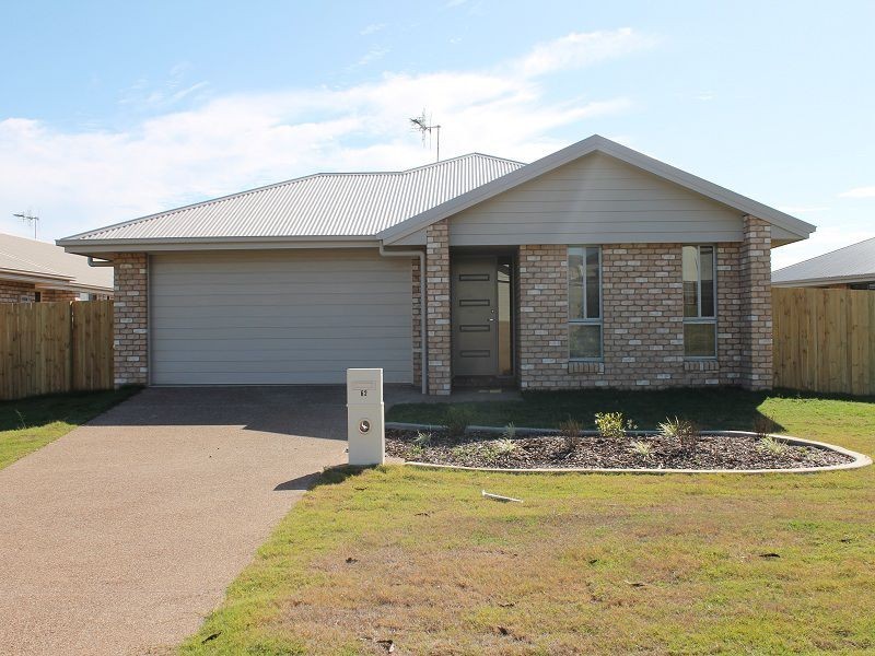 62 Neville Drive, Branyan QLD 4670