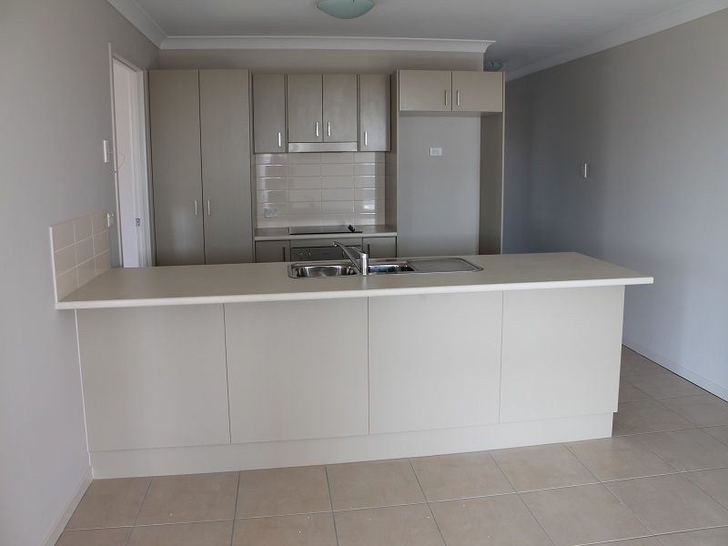83 Neville Drive, Branyan QLD 4670