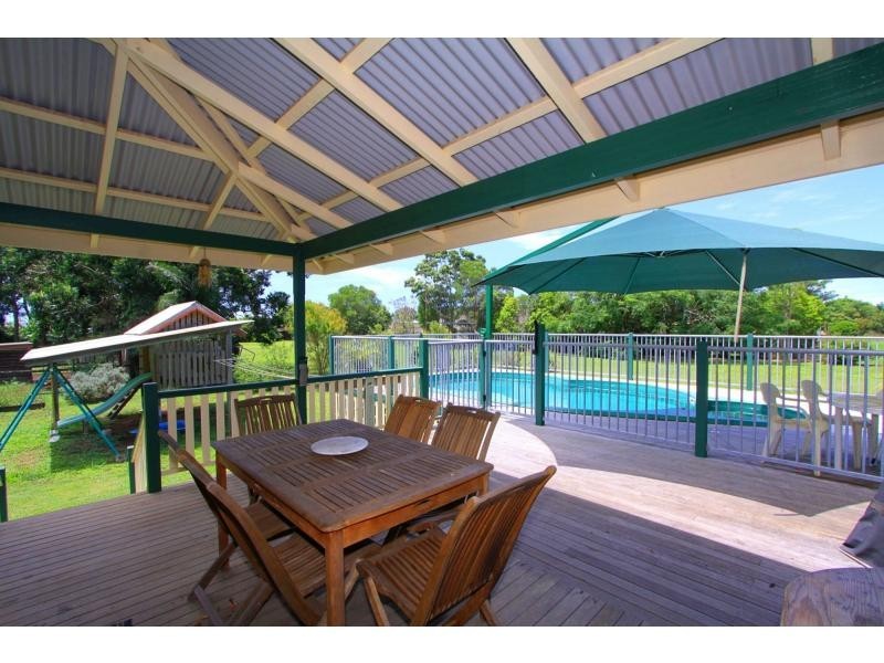 15A Lovers Walk, Thabeban QLD 4670