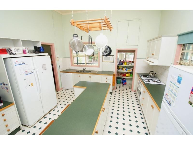 15A Lovers Walk, Thabeban QLD 4670