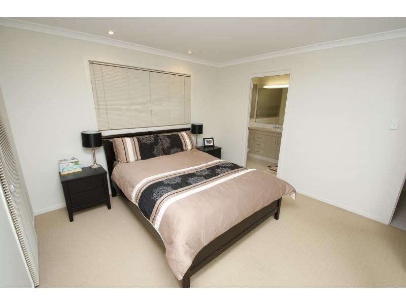 25 Santina Drive, Kalkie QLD 4670