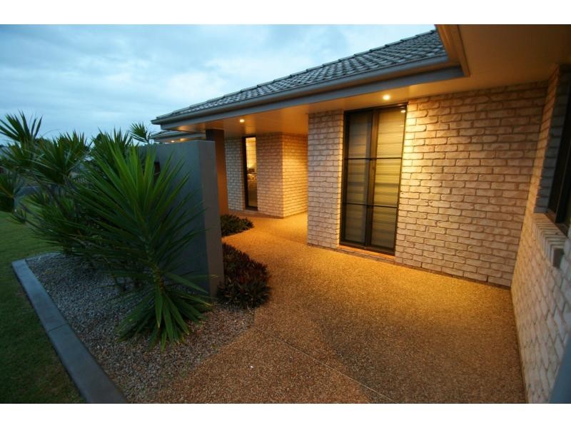 25 Santina Drive, Kalkie QLD 4670