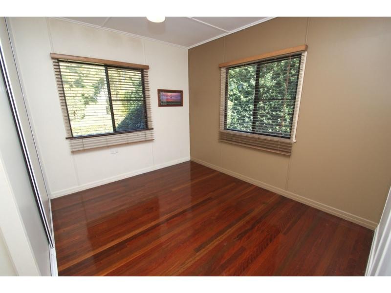 41 Windermere Road, Qunaba QLD 4670