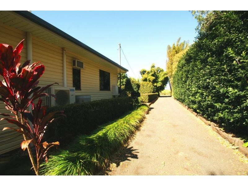 41 Windermere Road, Qunaba QLD 4670