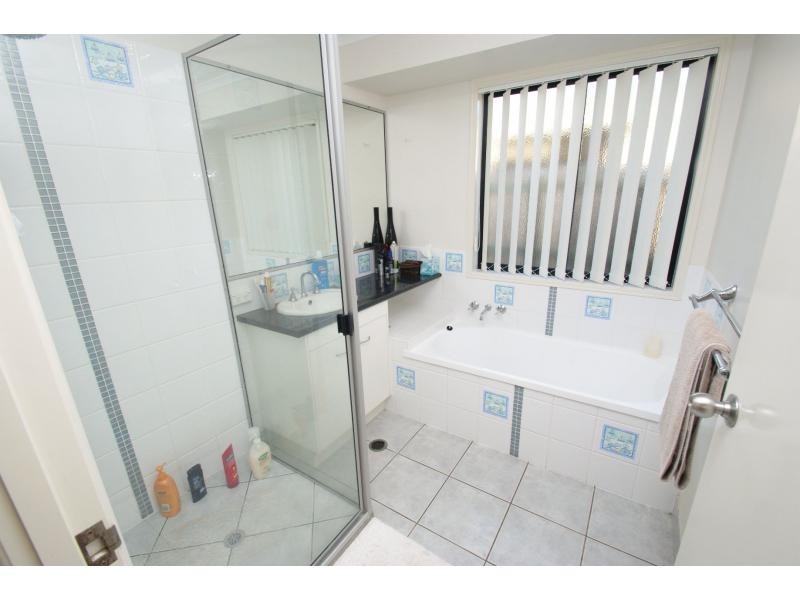 56 Robina Drive, Avoca QLD 4670