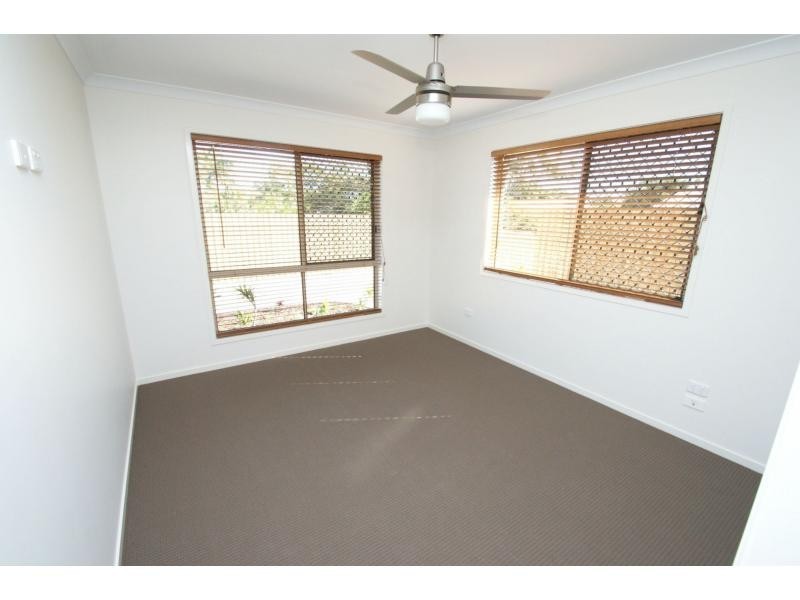 1-4/106 Burnett Street, Bundaberg South QLD 4670