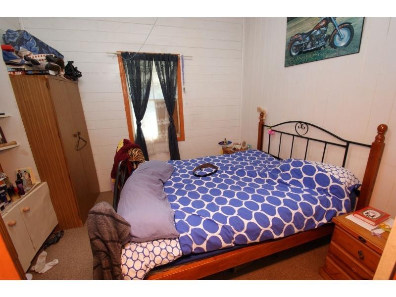 7 Cross Street, Bundaberg East QLD 4670