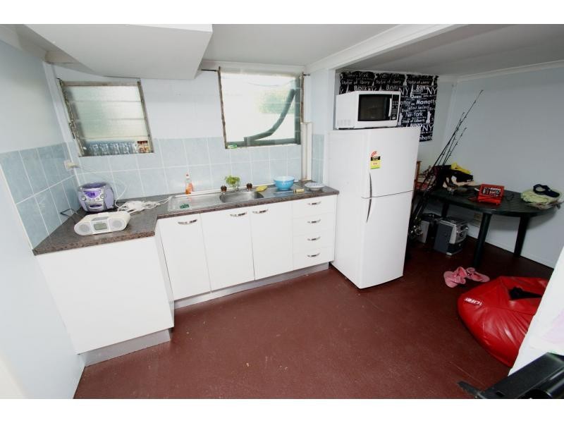 7 Cross Street, Bundaberg East QLD 4670