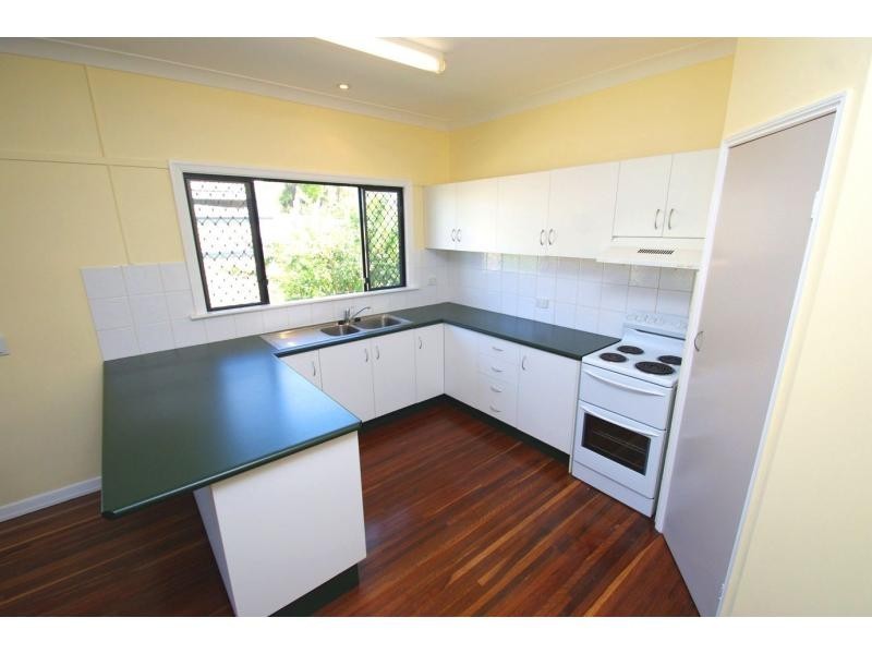 1A Avoca Street, Bundaberg West QLD 4670