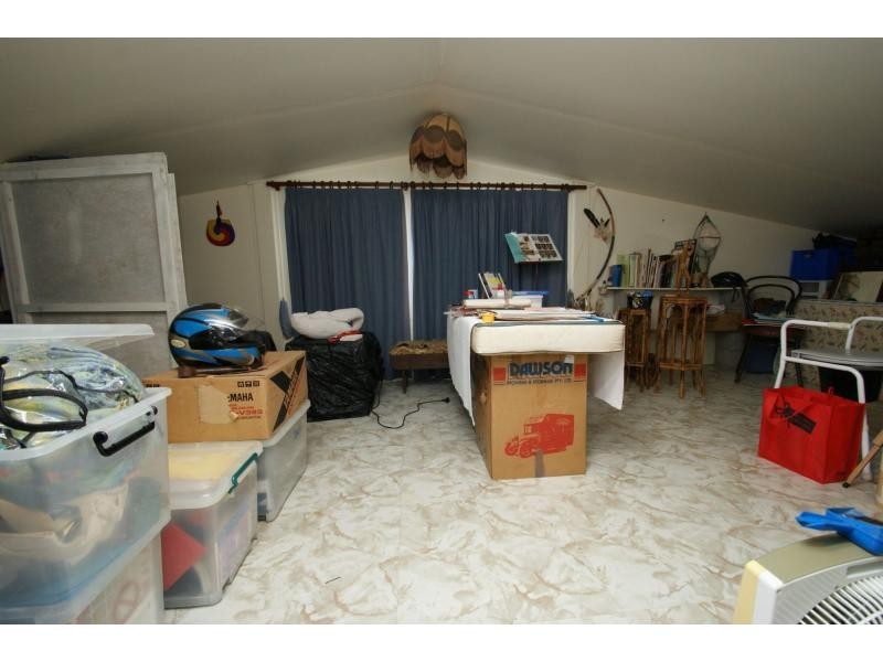 385 Gillens Creek Road, Alloway QLD 4670