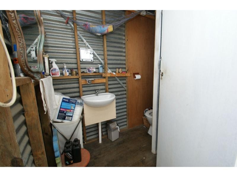 385 Gillens Creek Road, Alloway QLD 4670