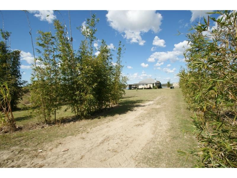 385 Gillens Creek Road, Alloway QLD 4670