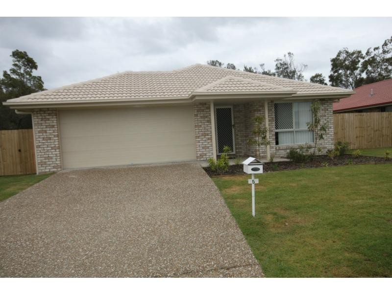 5 Anastacia Court, Caboolture QLD 4510