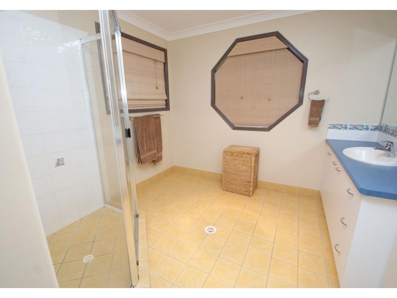 11 Reynella Drive, Avoca QLD 4670