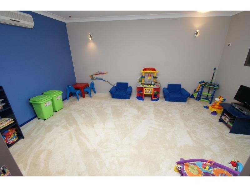 11 Reynella Drive, Avoca QLD 4670