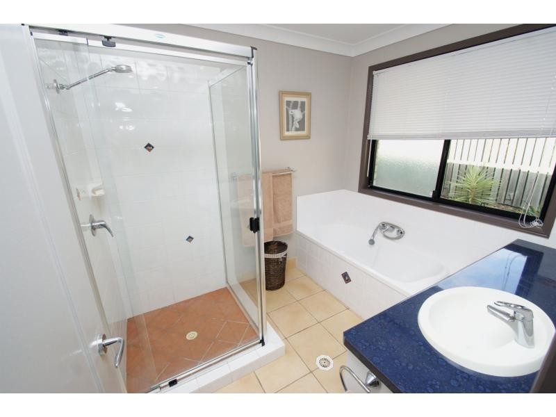 11 Reynella Drive, Avoca QLD 4670