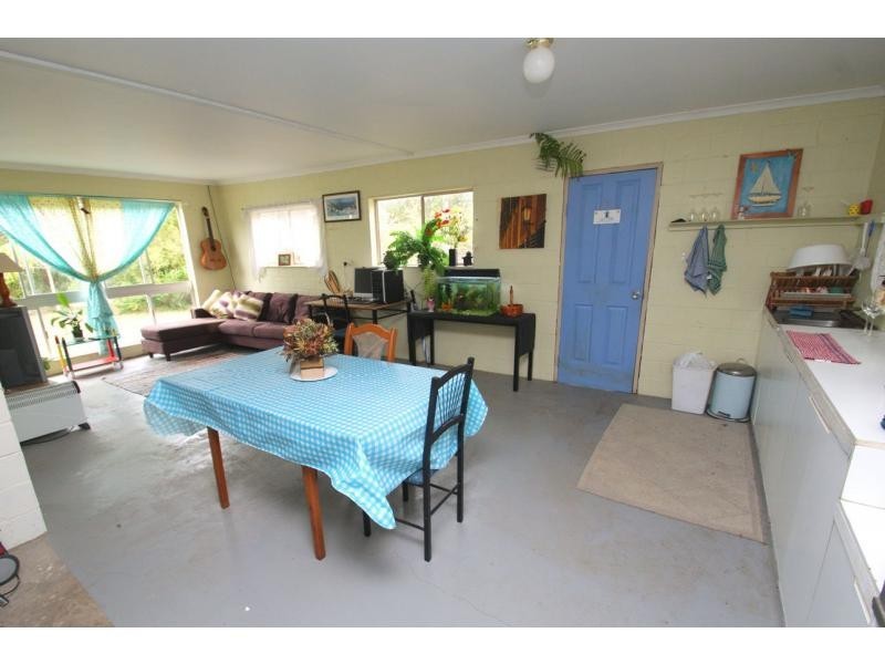 135 Cobbs Road, Bucca QLD 4670