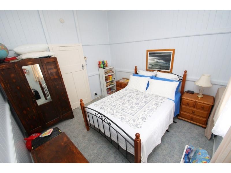 96 Lamb Street, Walkervale QLD 4670