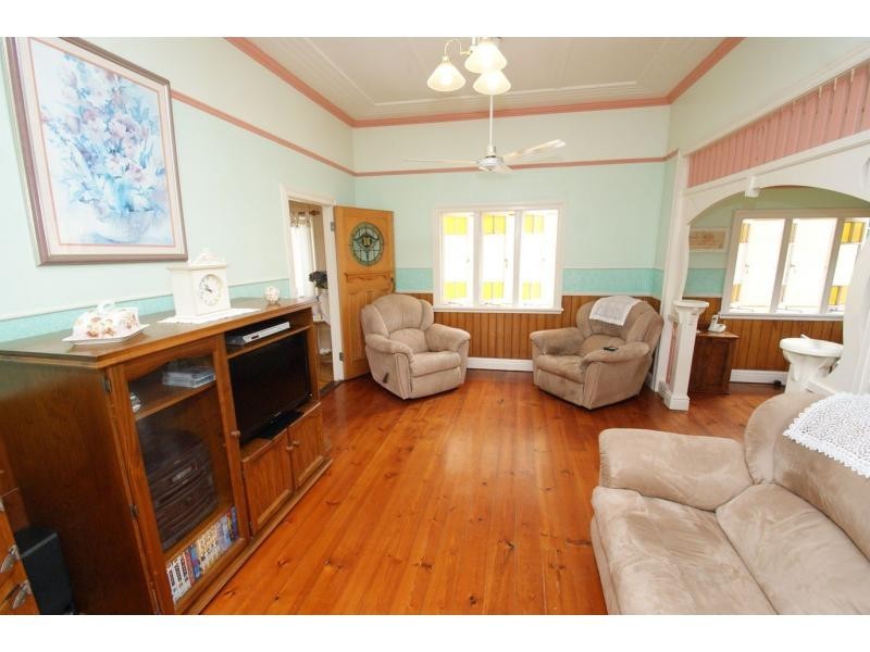 101 Lamb Street, Walkervale QLD 4670