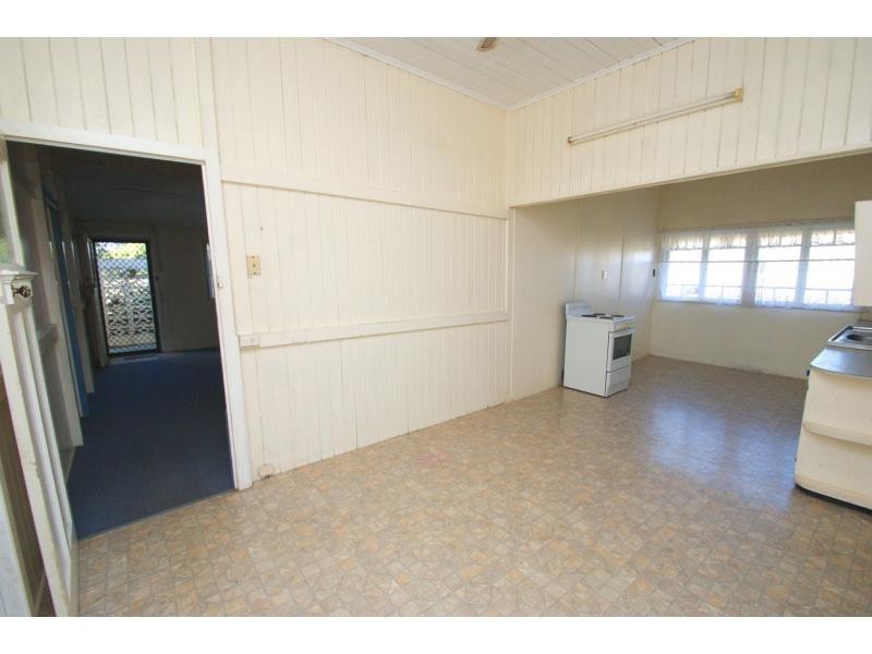 14 Elliott Heads Road, Kepnock QLD 4670