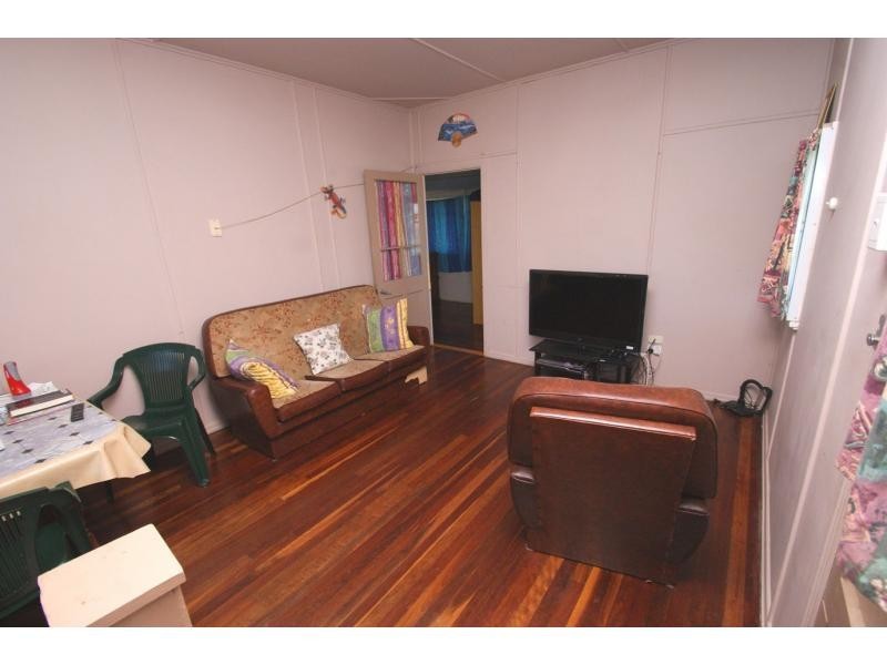 35 Aldridge Street, Burnett Heads QLD 4670