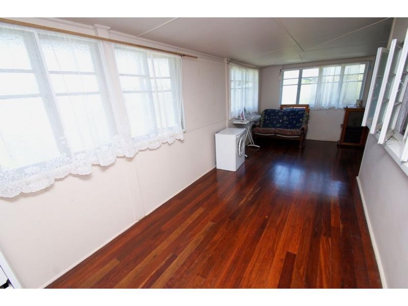 35 Aldridge Street, Burnett Heads QLD 4670