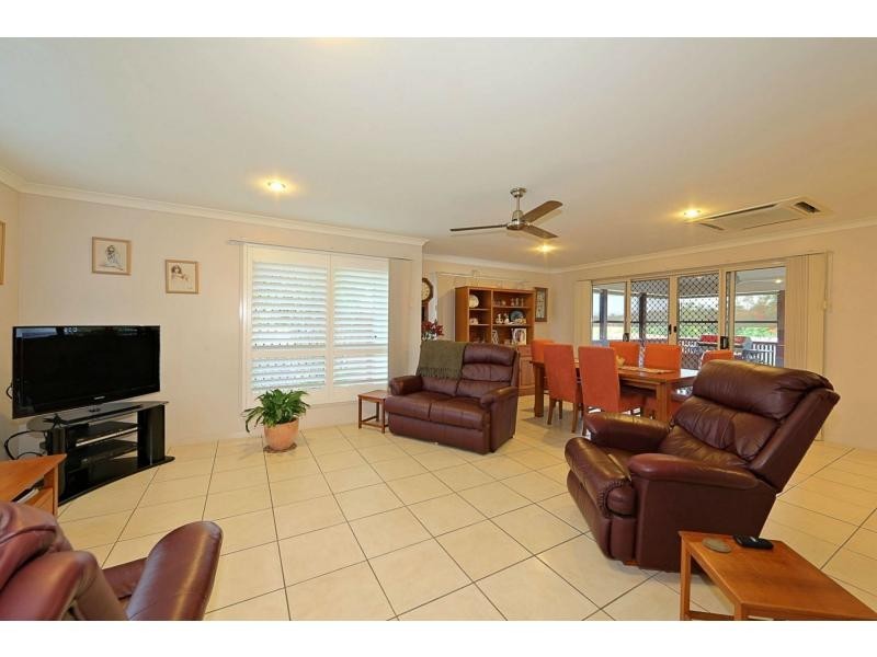 1 Reynella Drive, Avoca QLD 4670