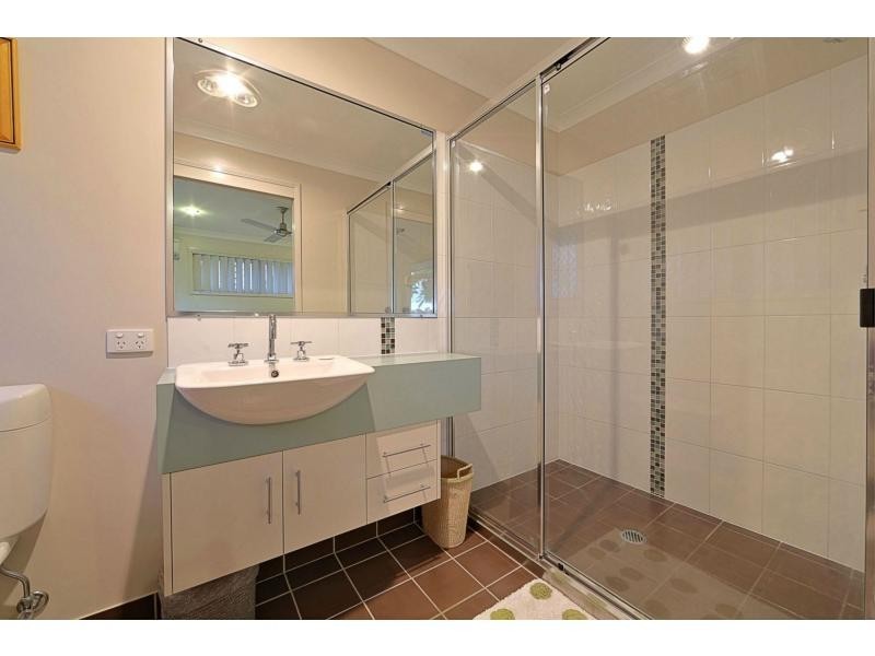 1 Reynella Drive, Avoca QLD 4670
