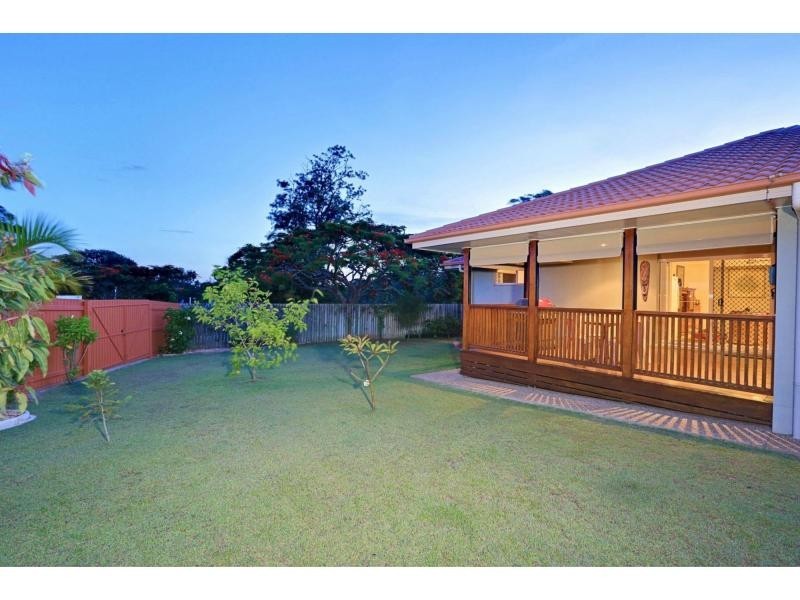 1 Reynella Drive, Avoca QLD 4670