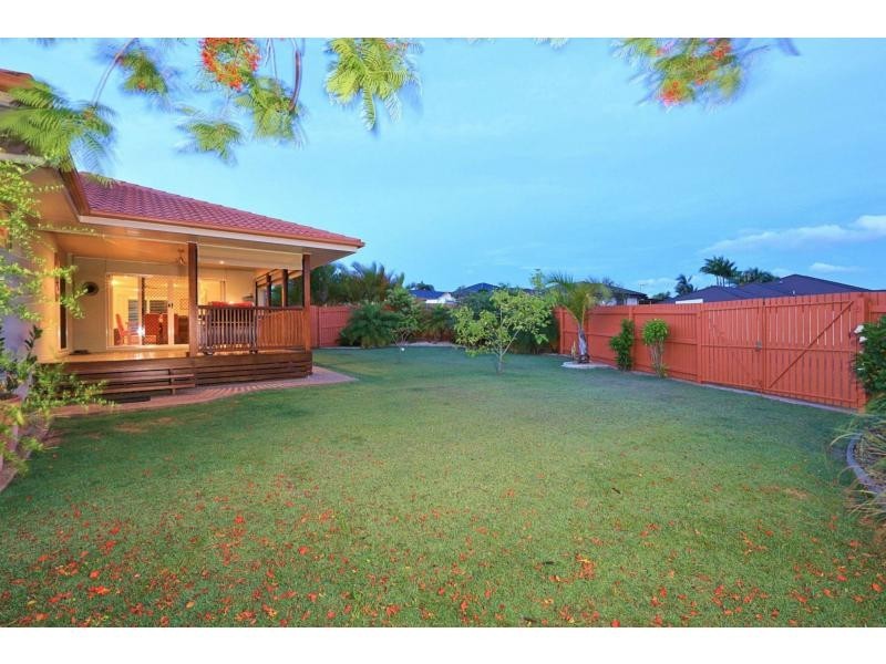 1 Reynella Drive, Avoca QLD 4670