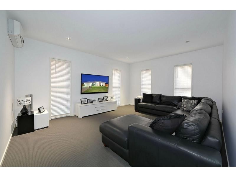 74 Greathead Road, Ashfield QLD 4670