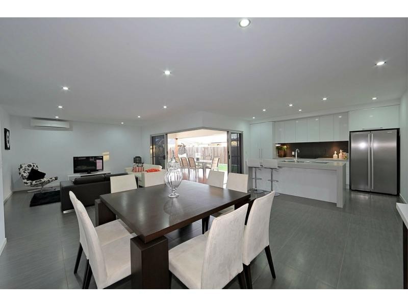 74 Greathead Road, Ashfield QLD 4670