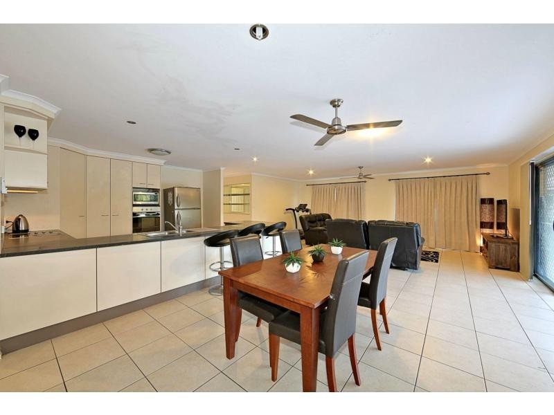 16 Foster Drive, Bundaberg North QLD 4670