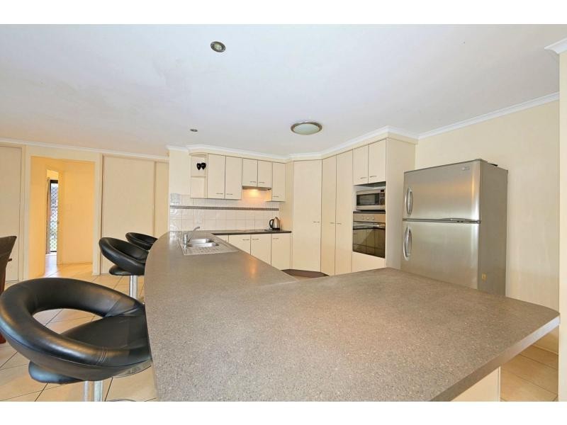 16 Foster Drive, Bundaberg North QLD 4670
