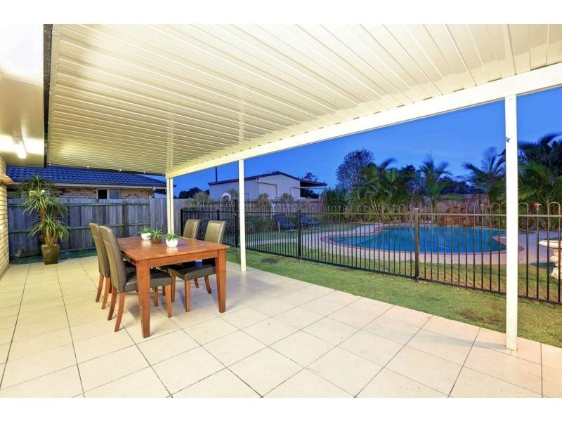 16 Foster Drive, Bundaberg North QLD 4670
