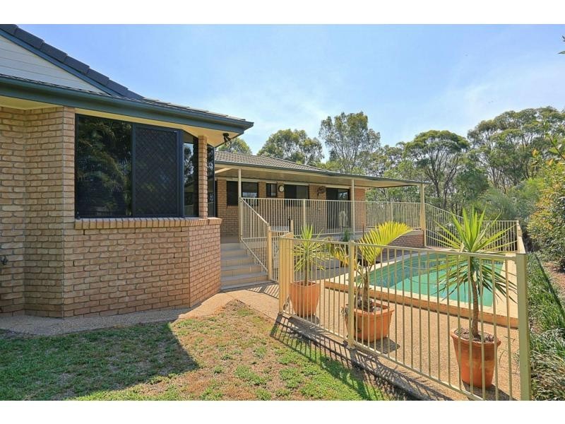 24 Captivation Court, Avoca QLD 4670