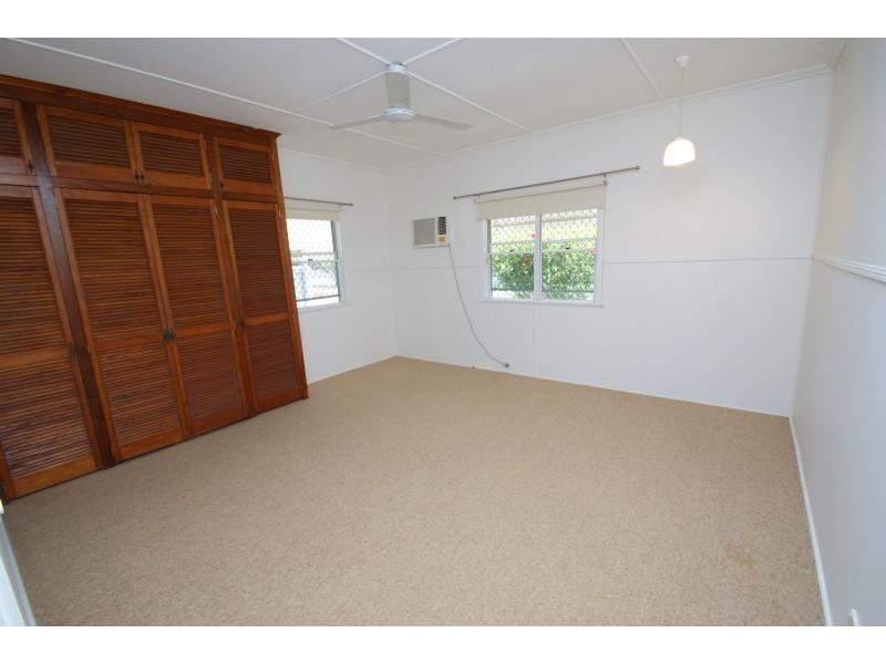 8 Nielsen Street, Norville QLD 4670