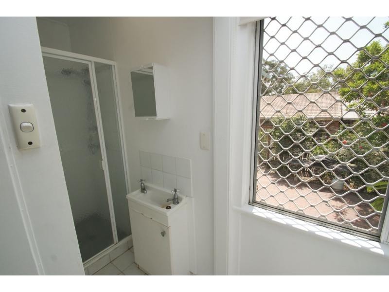 8 Nielsen Street, Norville QLD 4670